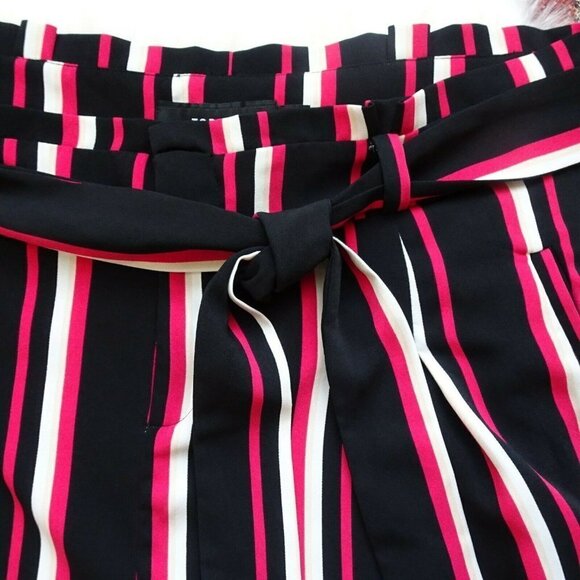 Torrid Women's Paperbag Shorts Waist Tie Belted Stripes Pink Multicolor Plus 18 - Picture 8 of 12